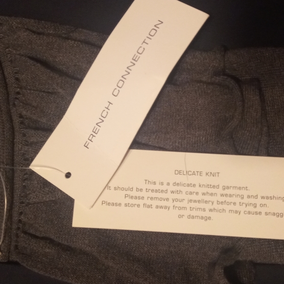 French Connection grey top NWT - Picture 4 of 4